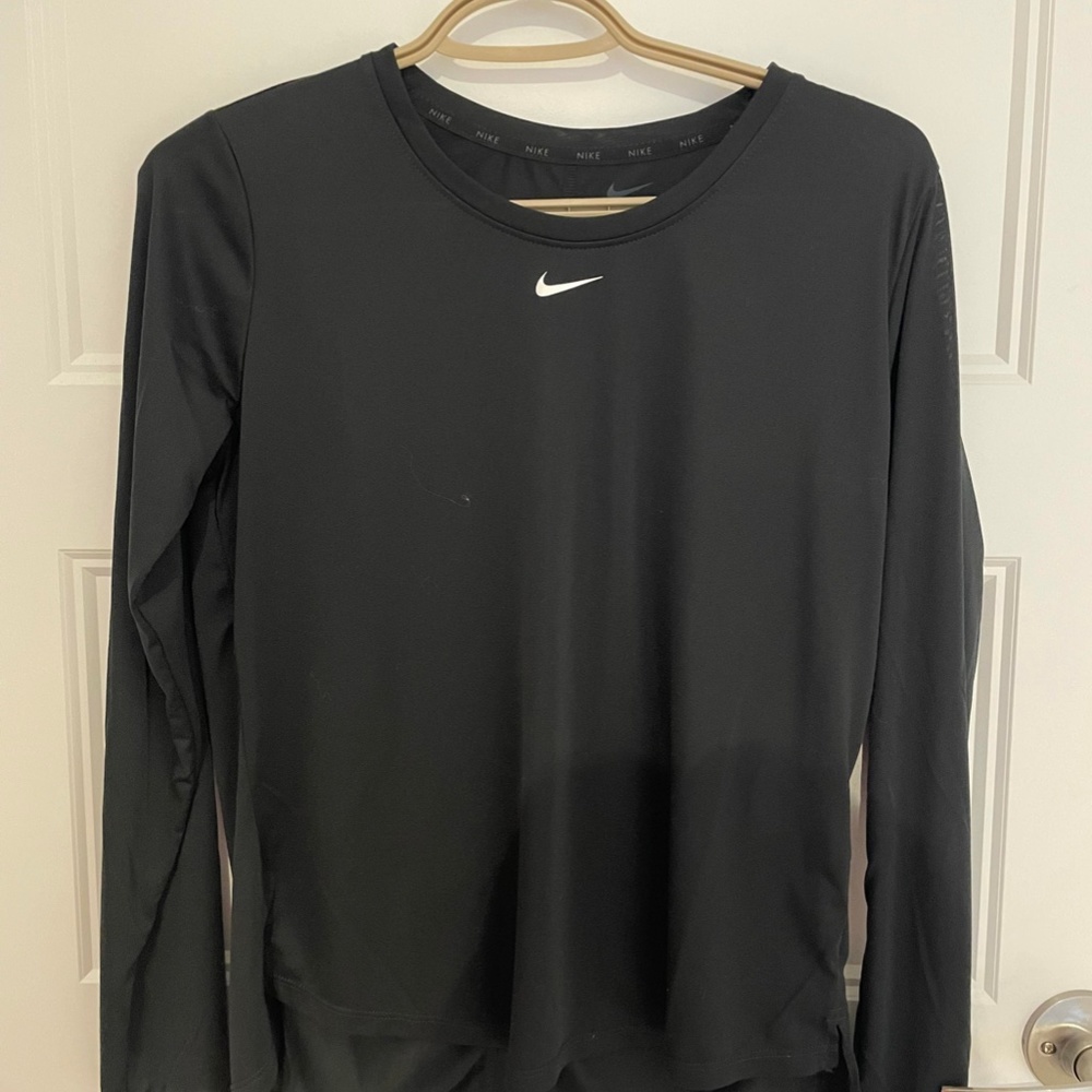Nike long sleeve workout tee
